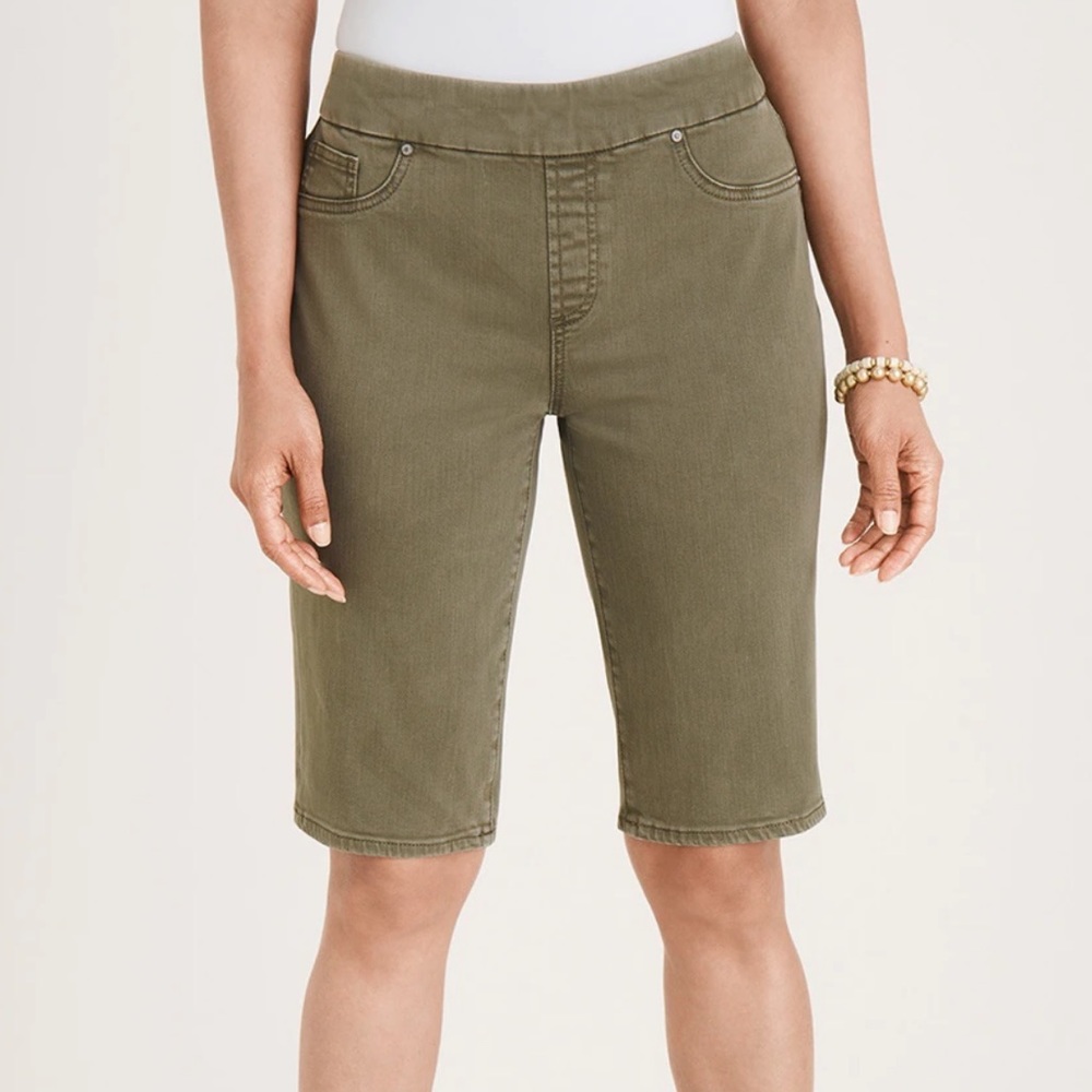 Chico’s Pull-On Denim Short